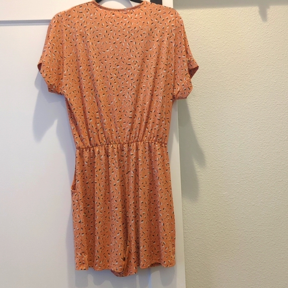 Women's Orange Patterned Romper with Pockets! - Picture 4 of 6